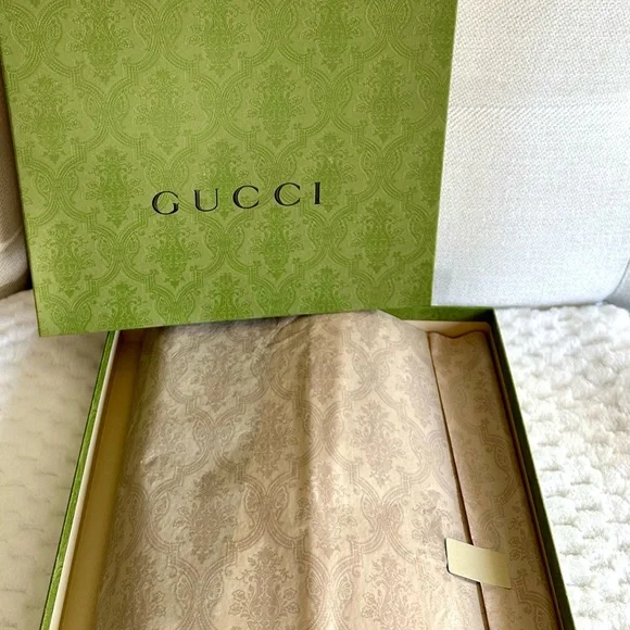 Gucci Scarf, Black and Gray with Iconic GG logo, NWT - Picture 6 of 12